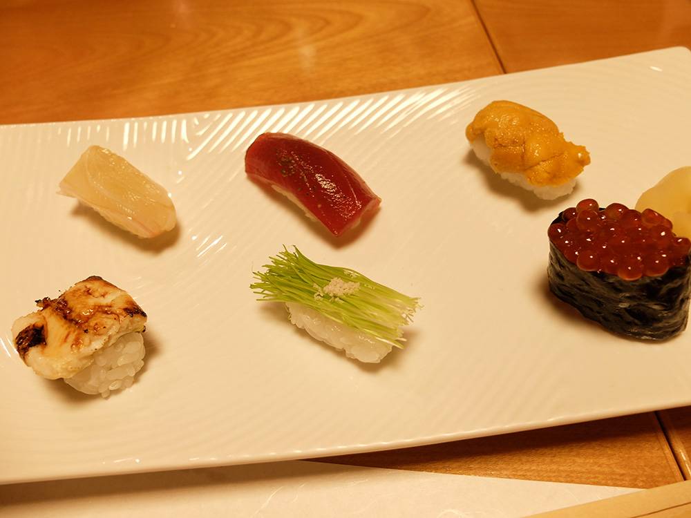 plat de sushis
