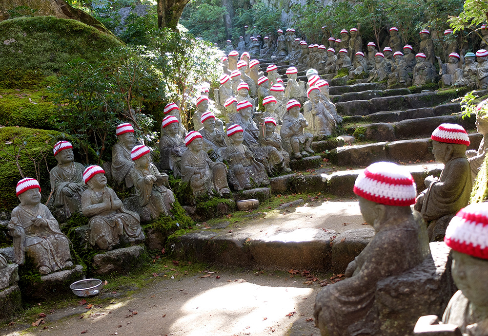 les 500 statues des disciples de Shaka Nyorai, Daisho-in, Miyajima