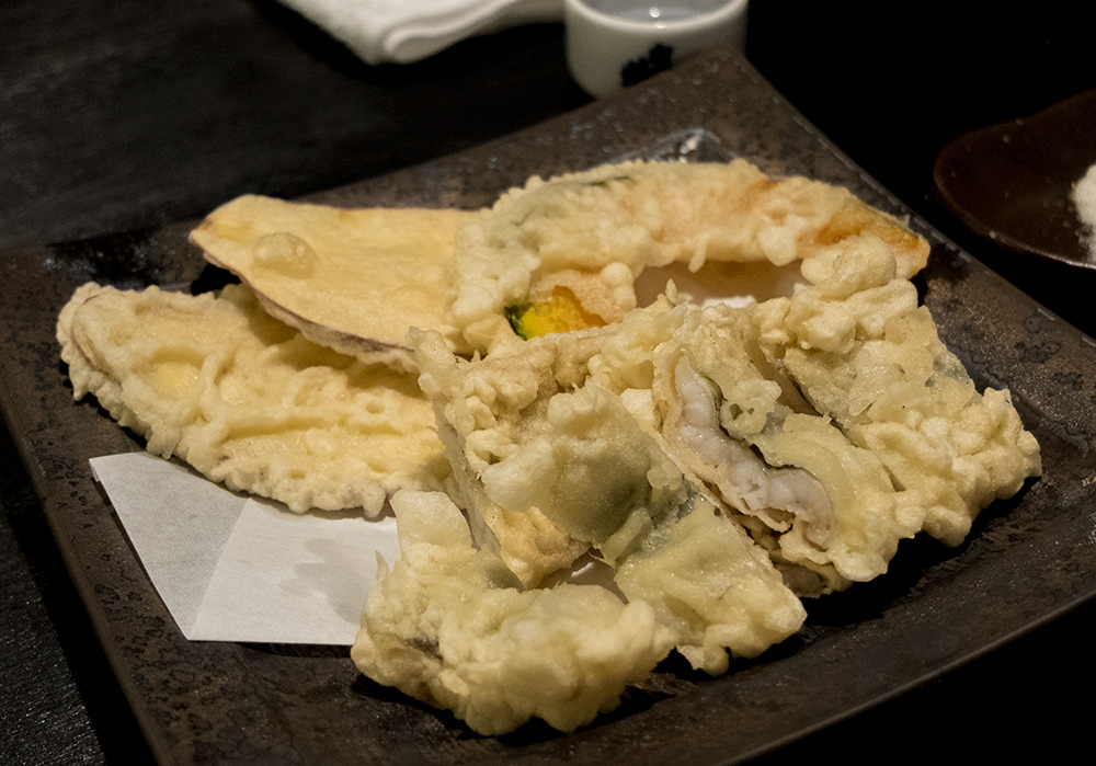 tempura d'anago (congre) et de kabocha (citrouille japonaise) dans l'izakaya Aitsuki あい月 Hiroshima