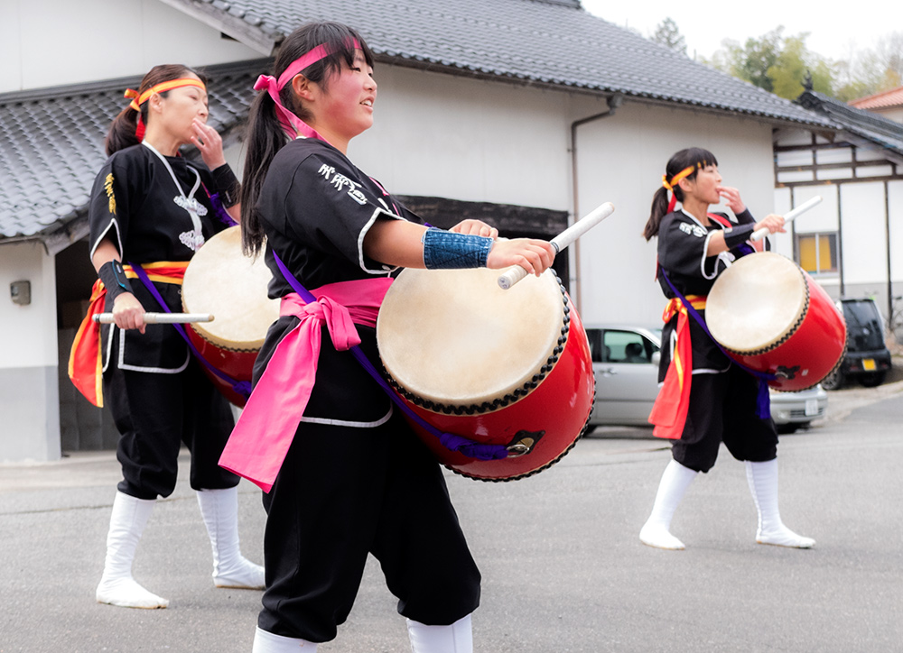 Spectacle de taiko, tambours japonais