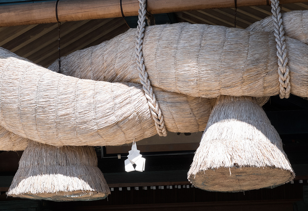 la corde shimenawa du haiden du sanctuaire Izumo Taisha