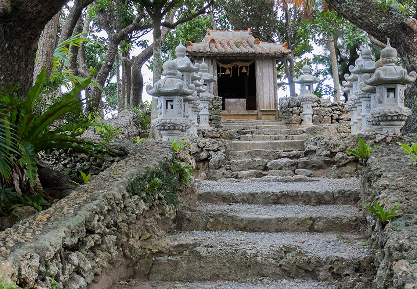 Temple Kabira Konnon-dō (川平観音堂), baie de Kabira, Ishigaki